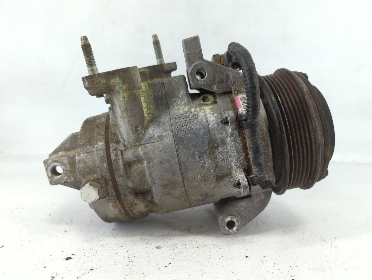 2016 Ford F-150 Alternator Replacement Generator Charging Assembly Engine OEM P/N:19D629EE Fits OEM Used Auto Parts - Oemuse