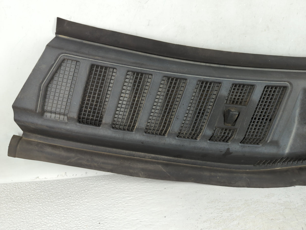 2016 Ford F-150 Cowl Vent Grille Panel 745431 - Oemusedautoparts1.com