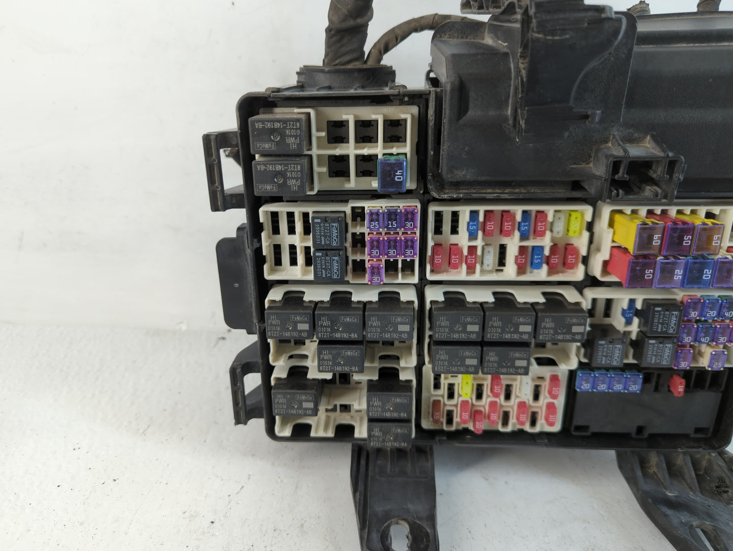 2016 Ford F-150 Fusebox Fuse Box Panel Relay Module P/N:GL3T-12A581APB Fits OEM Used Auto Parts - Oemusedautoparts1.com