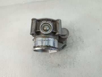 2015-2017 Ford F-150 Throttle Body P/N:GB8E 9F991 BC Fits Fits 2015 2016 2017 2018 2019 2020 OEM Used Auto Parts