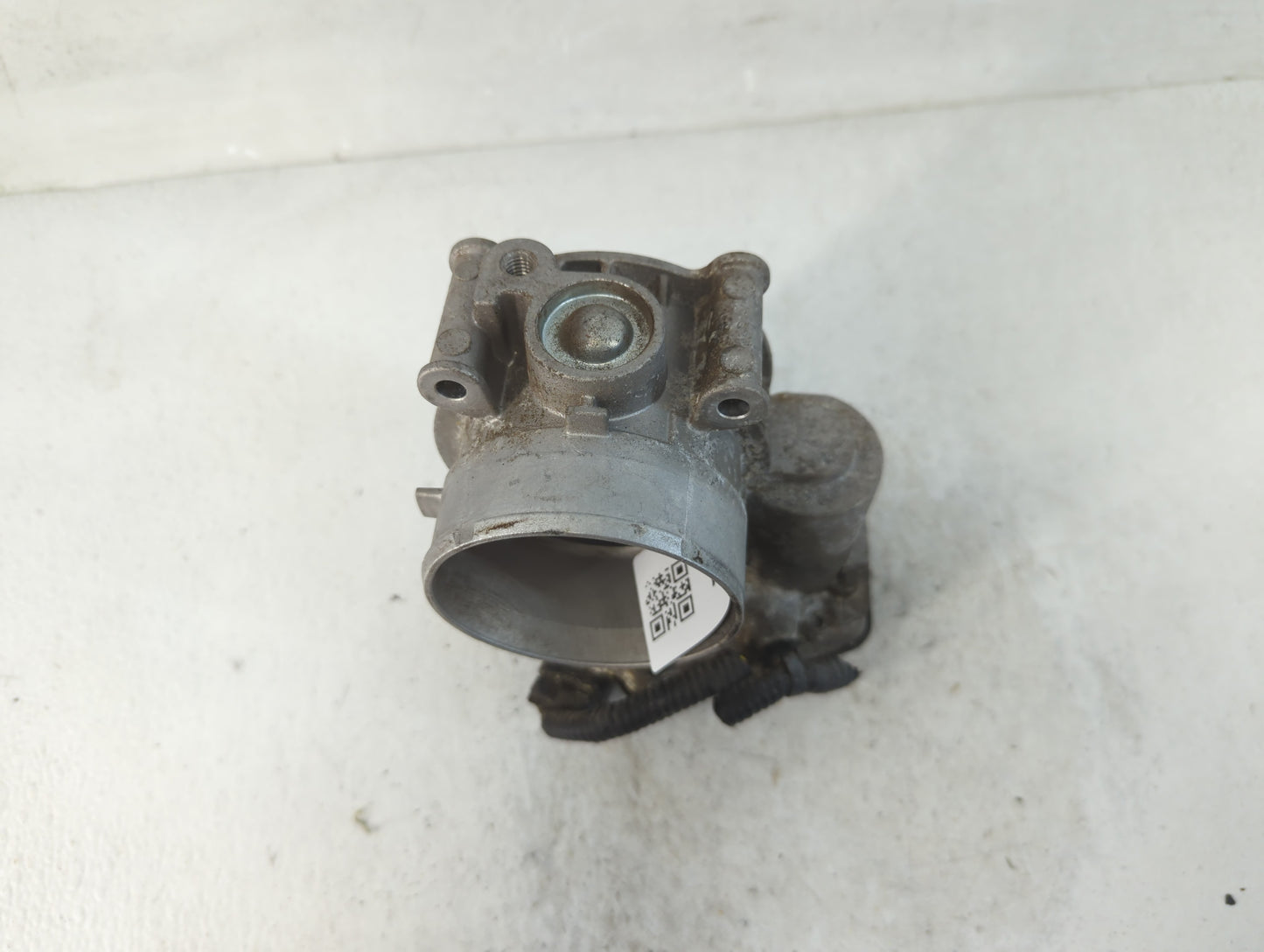 2011-2017 Ford F-150 Throttle Body P/N:AT4E-9F991-EL Fits Fits 2011 2012 2013 2014 2015 2016 2017 2018 2019 OEM Used Auto Pa