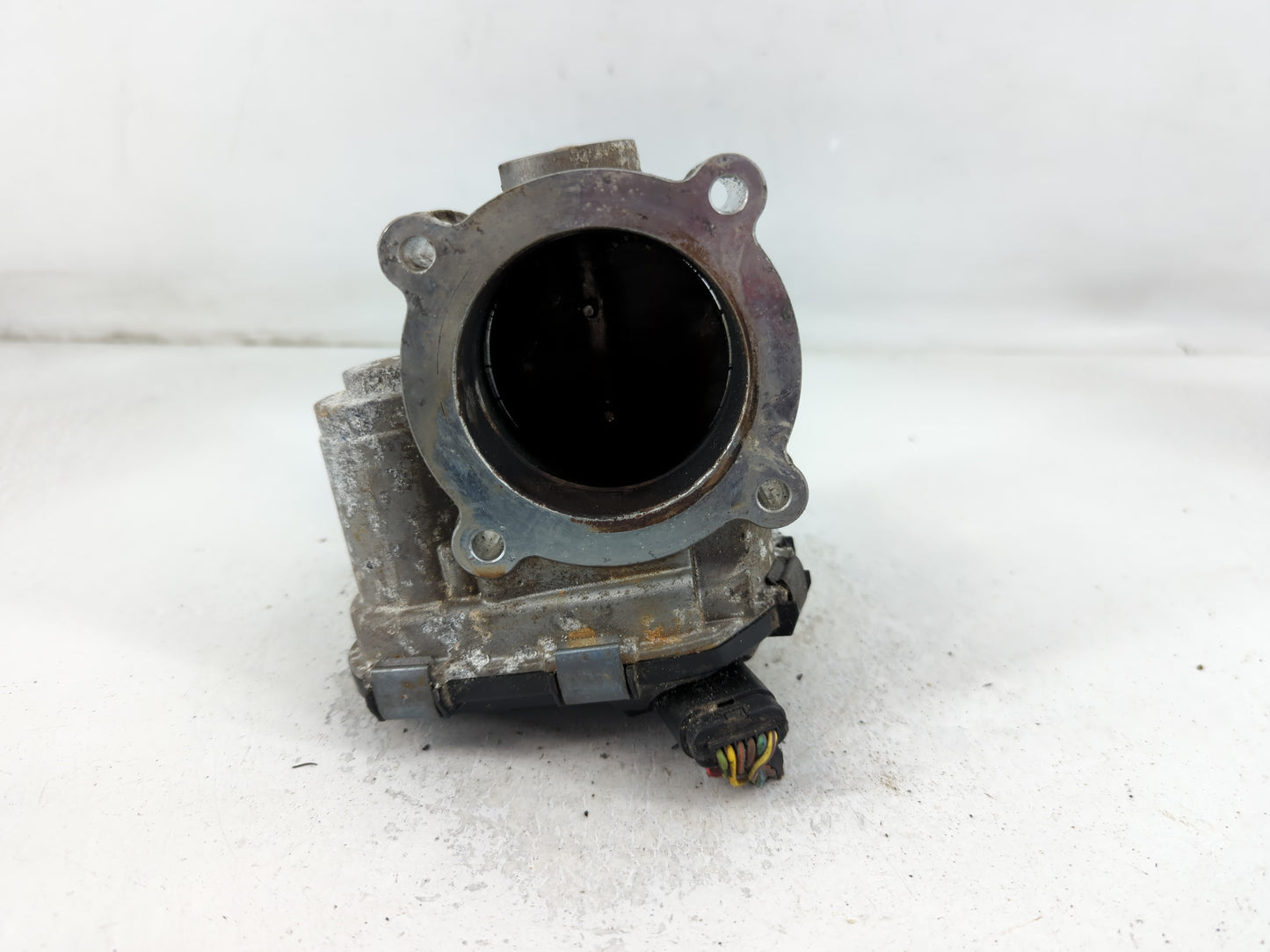 2015-2017 Ford F-150 Throttle Body P/N:GB8E 9F991 BC Fits Fits 2015 2016 2017 2018 2019 2020 OEM Used Auto Parts - Oemusedau