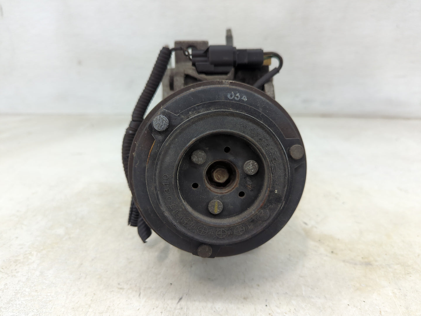 2015-2016 Ford F-150 Air Conditioning A/c Ac Compressor Oem - Oemusedautoparts1.com