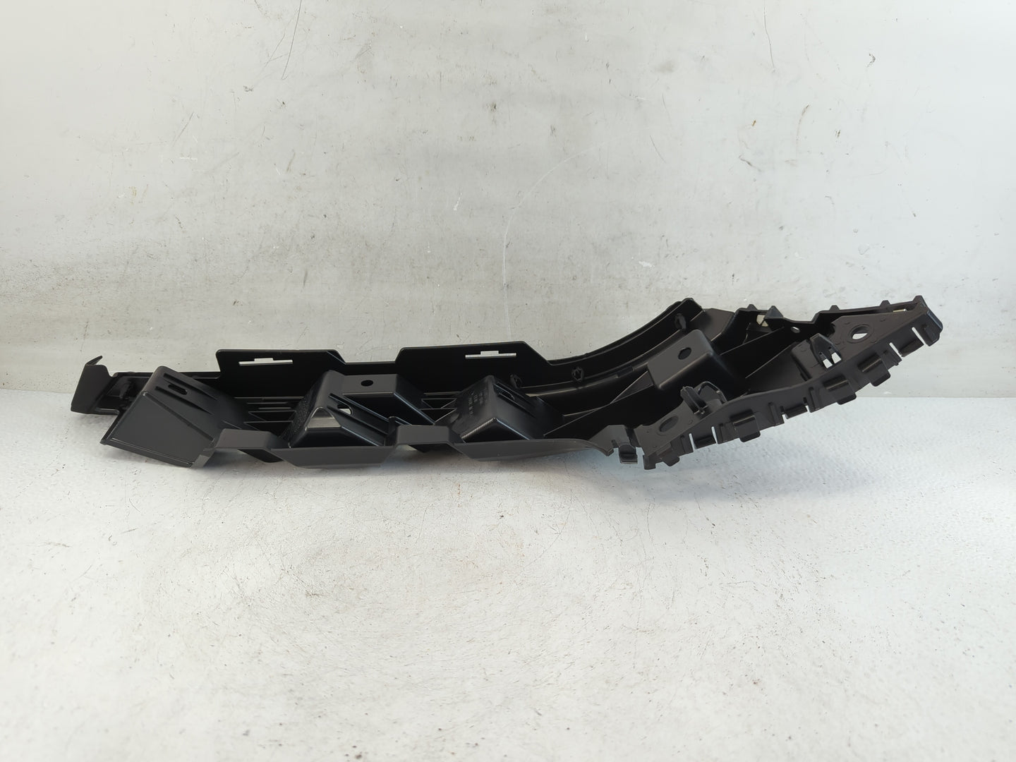 2016 Ford F-150 Front Grille Bumper Not Included - Oemusedautoparts1.com