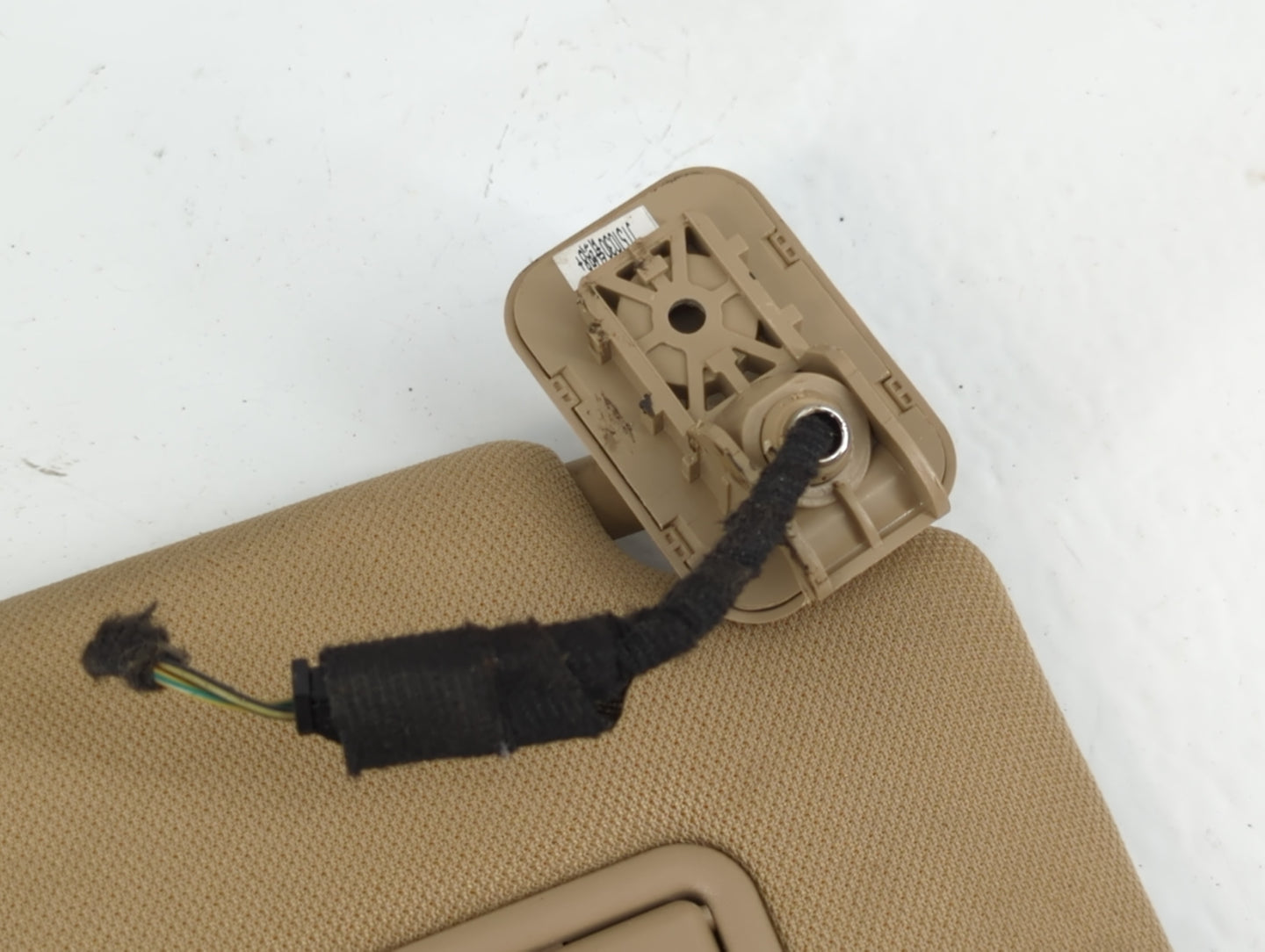 2015-2017 Ford F-150 Sun Visor Shade Replacement Passenger Right Mirror Fits Fits 2015 2016 2017 OEM Used Auto Parts - Oemus