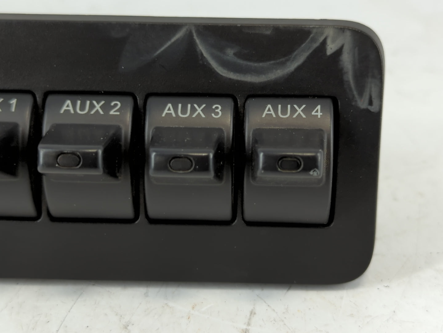 2016 Ford F-250 Overhead Console W/rear Climate Control - Oemusedautoparts1.com