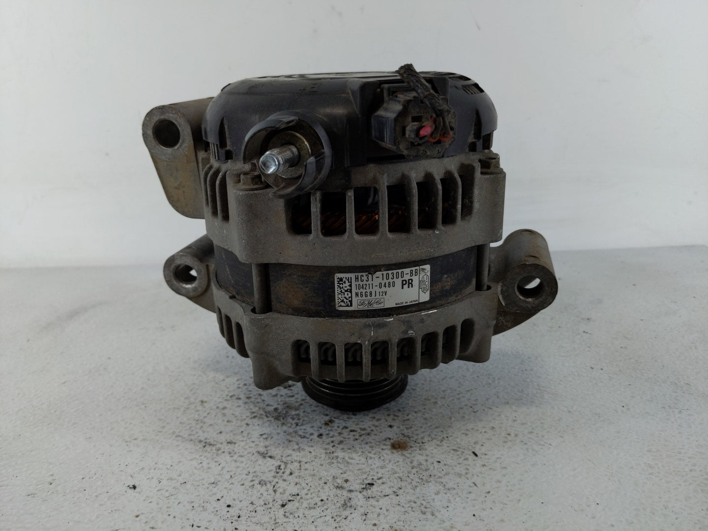 2013-2016 Ford F-250 Super Duty Alternator Replacement Generator Charging Assembly Engine OEM P/N:104211-0480 HC3T-10300-BB 