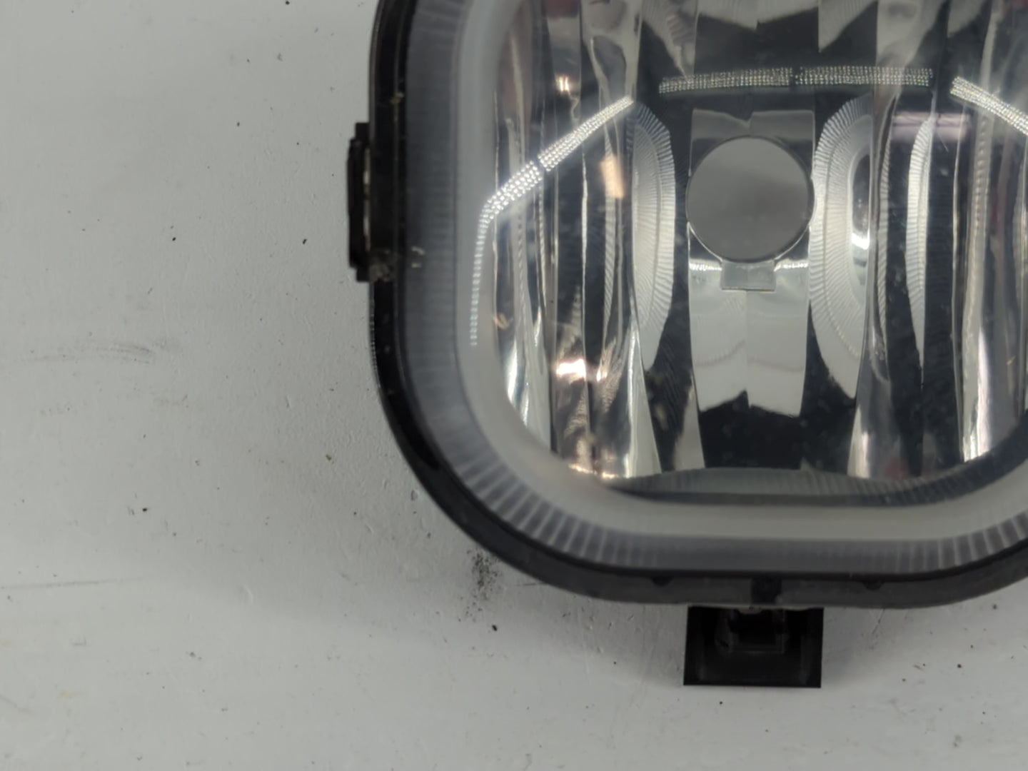 2011-2016 Ford F-250 Super Duty Driver Left Oem Fog Light Lamp - Oemusedautoparts1.com