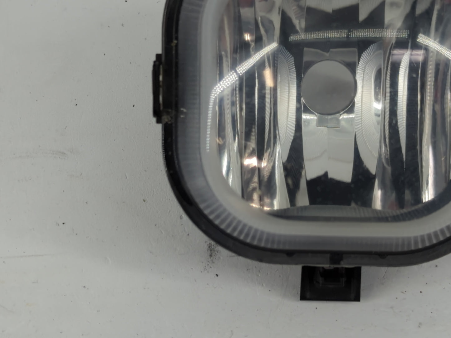 2011-2016 Ford F-250 Super Duty Driver Left Oem Fog Light Lamp - Oemusedautoparts1.com
