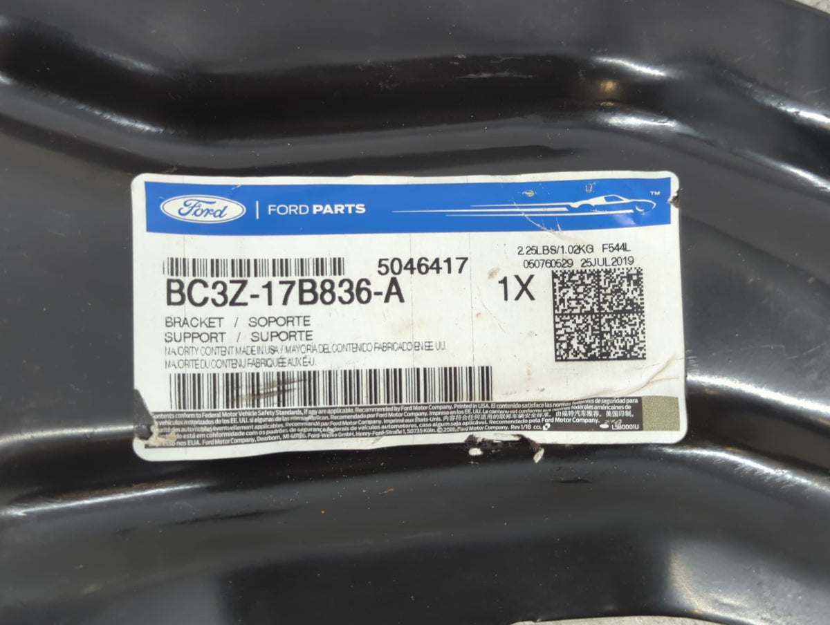 2016 Ford F-250 Super Duty Front Bumper Reinforcement 701273 - Oemusedautoparts1.com