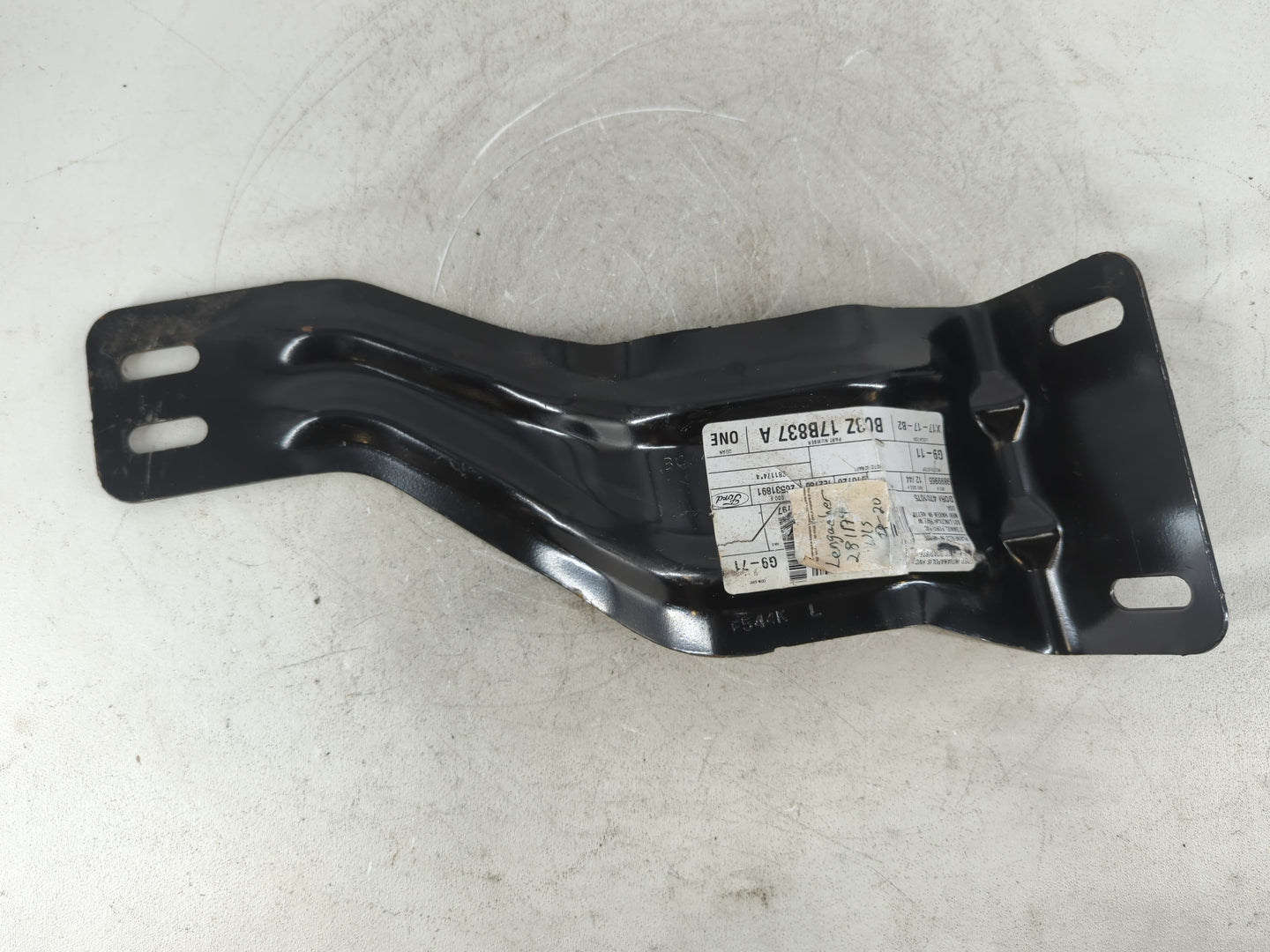 2016 Ford F-250 Super Duty Bumper Inner Bracket - Oemusedautoparts1.com