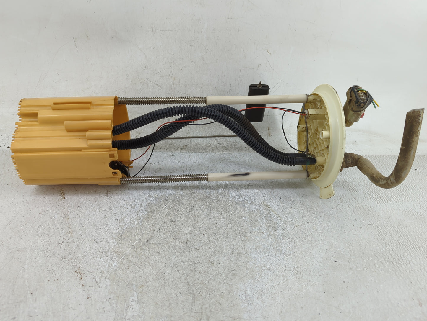 Ford F-350 Electrical Gas Fuel Pump Assembly - Oemusedautoparts1.com
