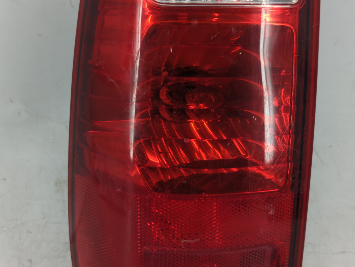 2008-2016 Ford F-350 Super Duty Tail Light Assembly Driver Left OEM P/N:13B505-A Fits OEM Used Auto Parts - Oemusedautoparts