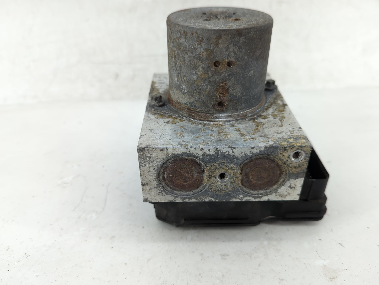 2014-2016 Ford F-350 Super Duty ABS Pump Control Module Replacement P/N:EC34-2C405-CB Fits Fits 2014 2015 2016 OEM Used Auto