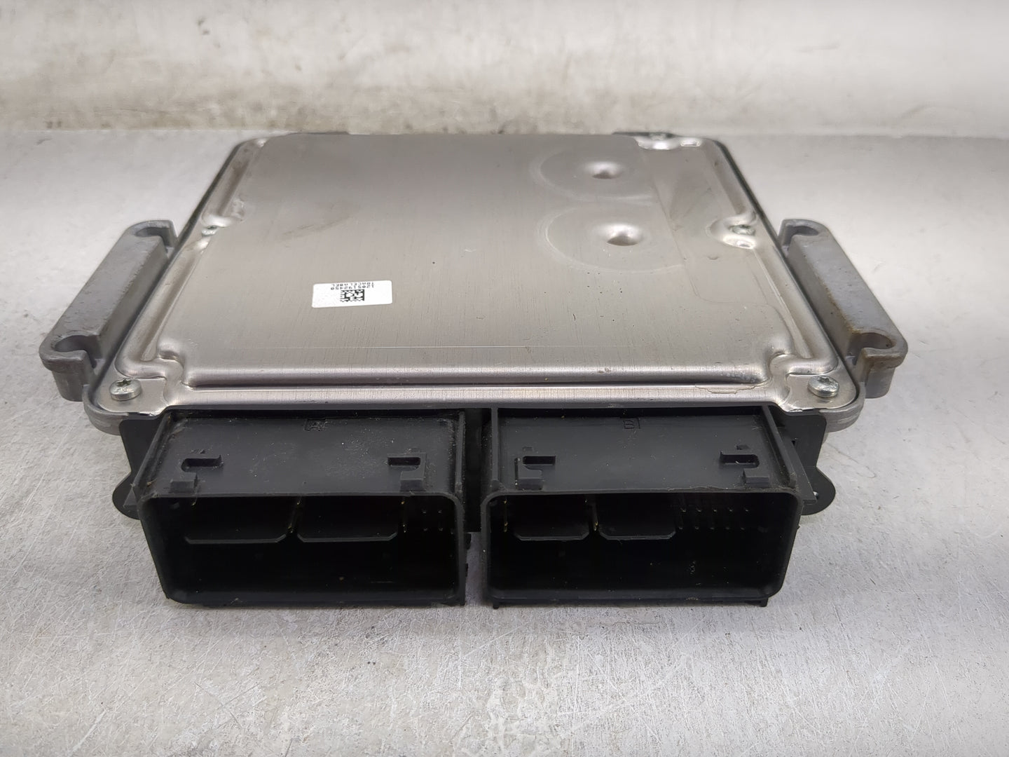 2016 Ford F150 PCM Engine Control Computer ECU ECM PCU OEM P/N:FL3A-12A650-APA GD9A-12B684-AA Fits Fits 2015 2017 2018 2019 