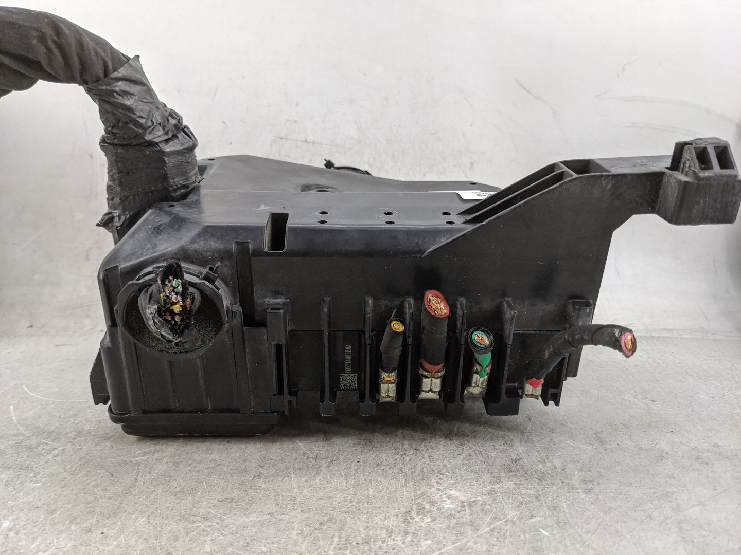 2016 Ford F150 Fusebox Fuse Box Panel Relay Module P/N:GL3T-12A581CRB Fits OEM Used Auto Parts - Oemusedautoparts1.com