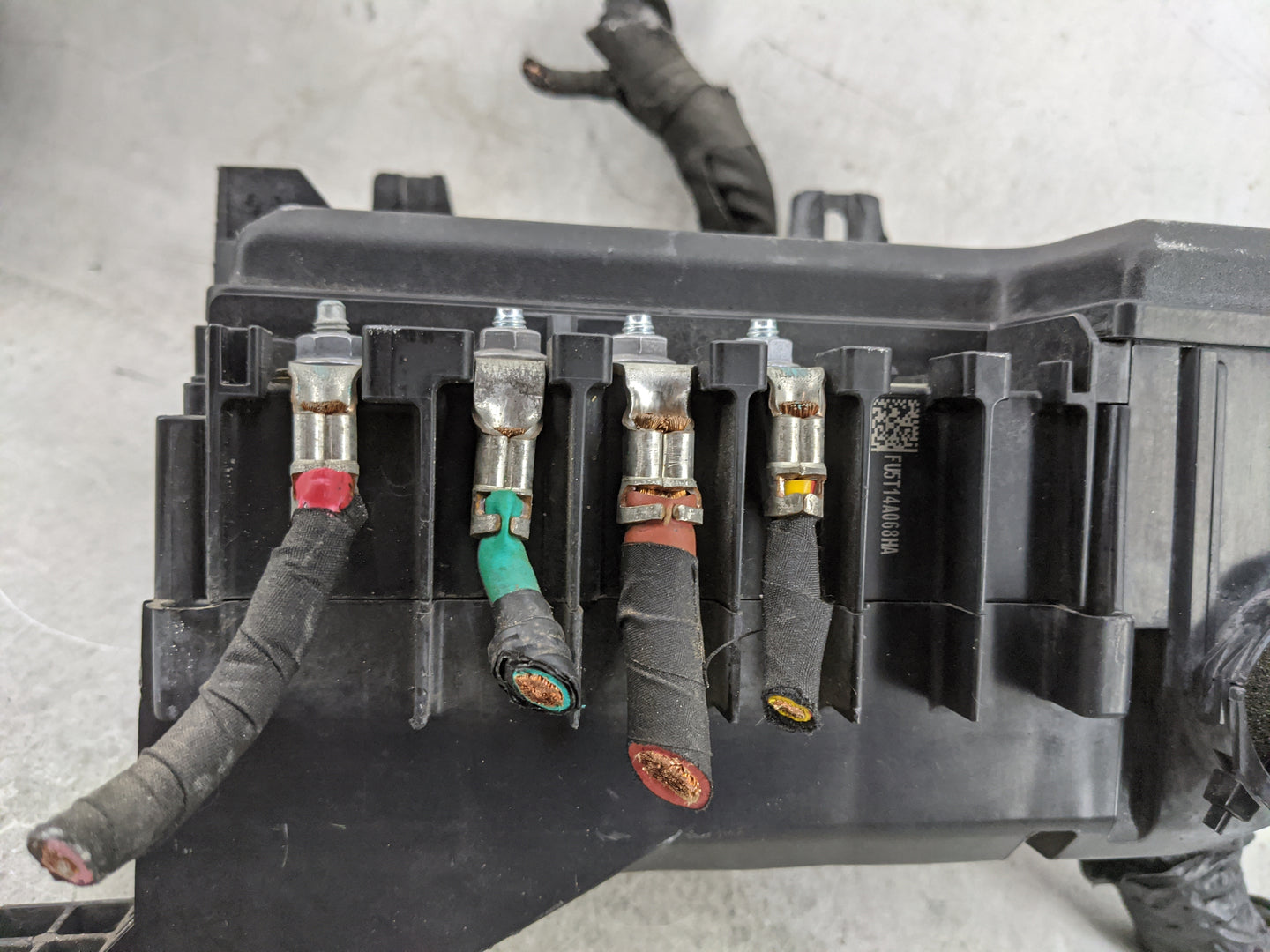 2016 Ford F150 Fusebox Fuse Box Panel Relay Module P/N:GL3T-12A581CRB Fits OEM Used Auto Parts - Oemusedautoparts1.com