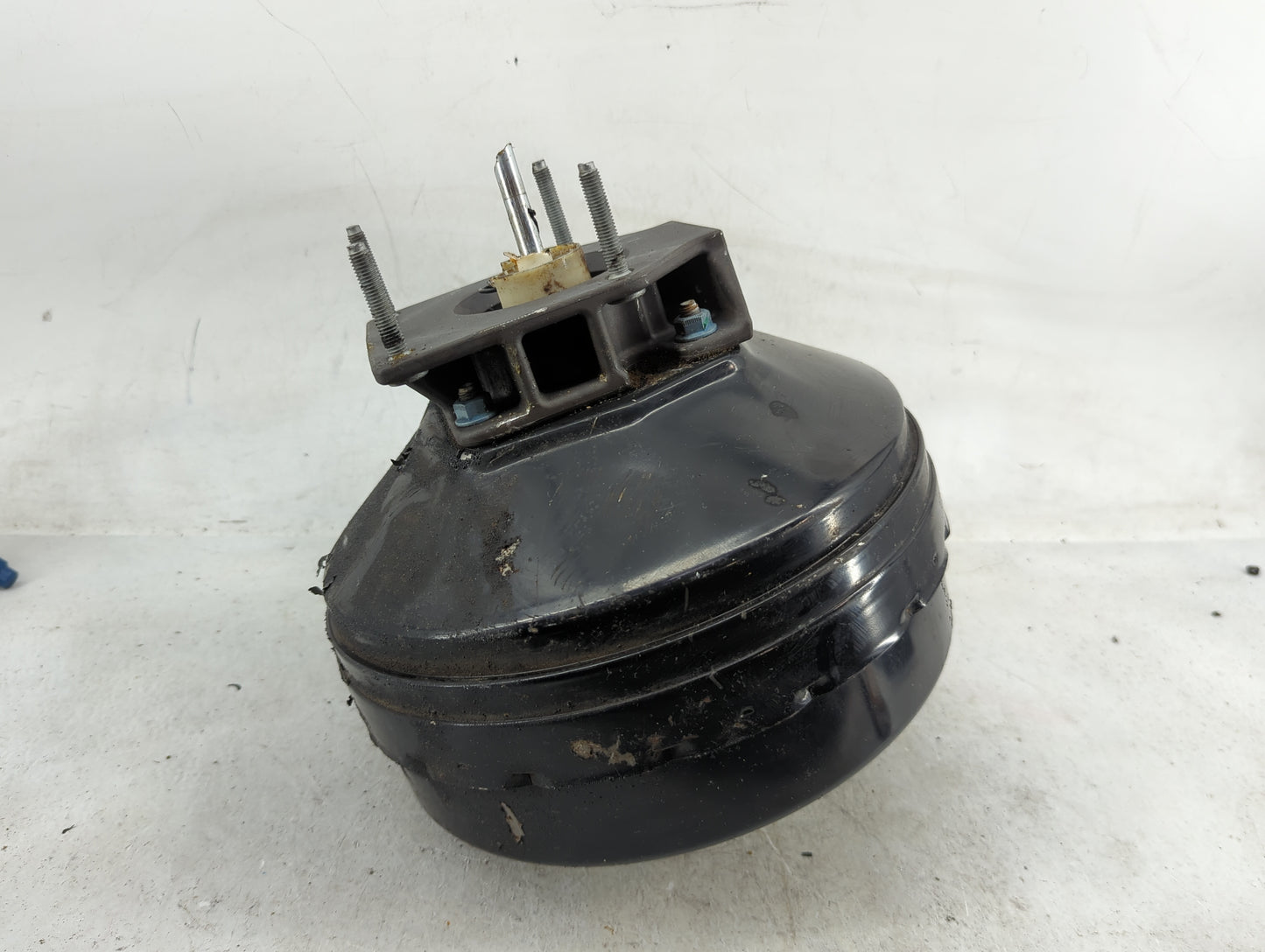 Ford F150 Power Brake Booster Oem 1489617 - Oemusedautoparts1.com