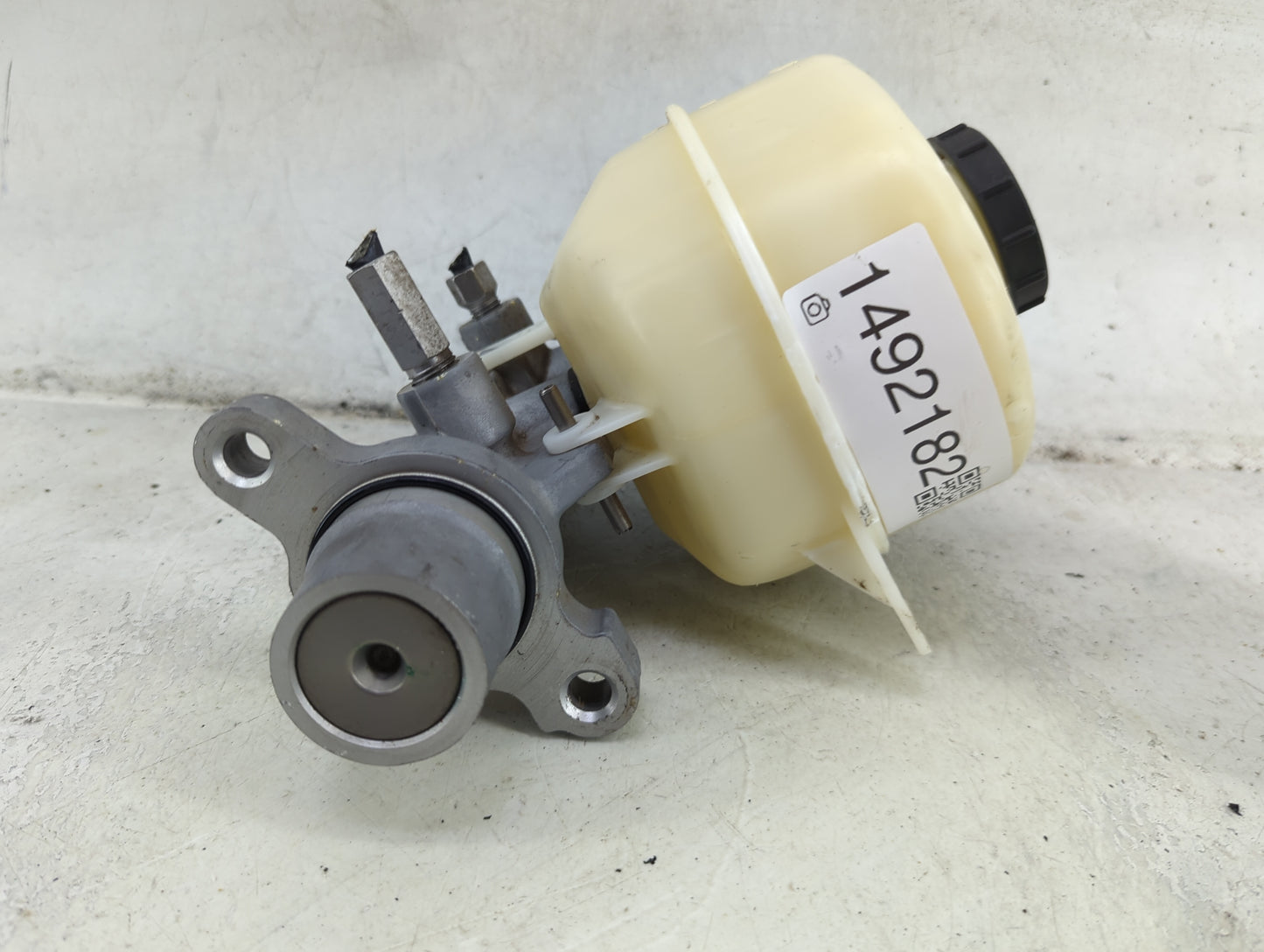 Ford F250sd Brake Master Cylinder - Oemusedautoparts1.com