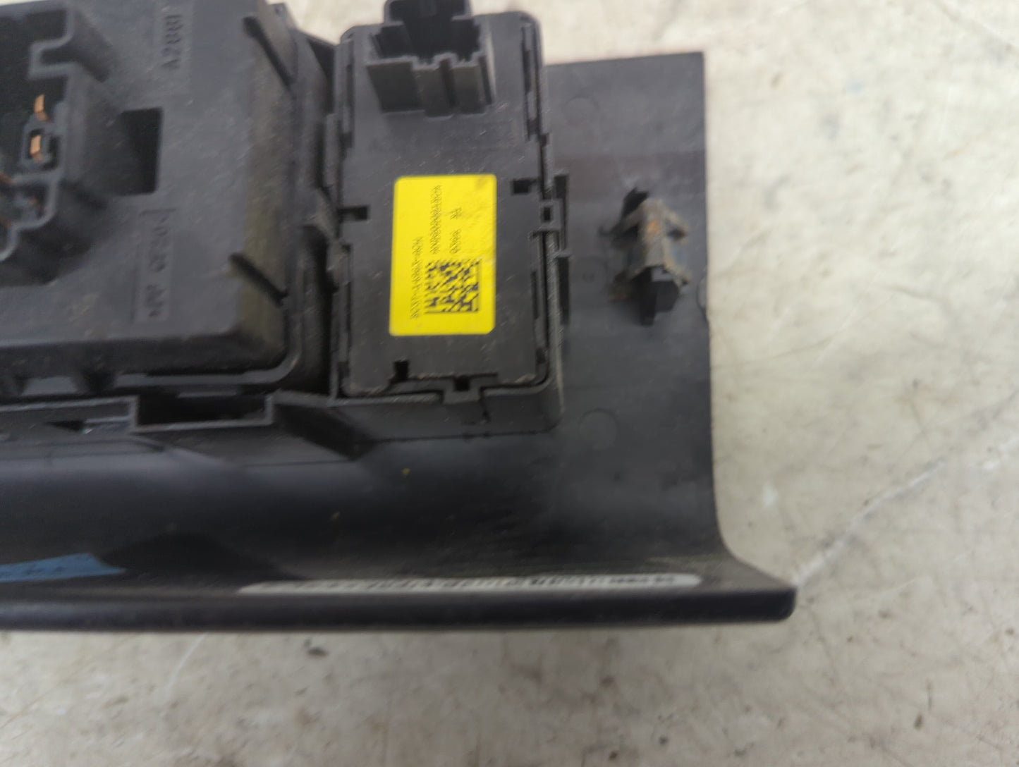 2016 Ford F250sd Master Power Window Switch Replacement Driver Side Left Fits Fits 2013 2014 2015 OEM Used Auto Parts - Oemu