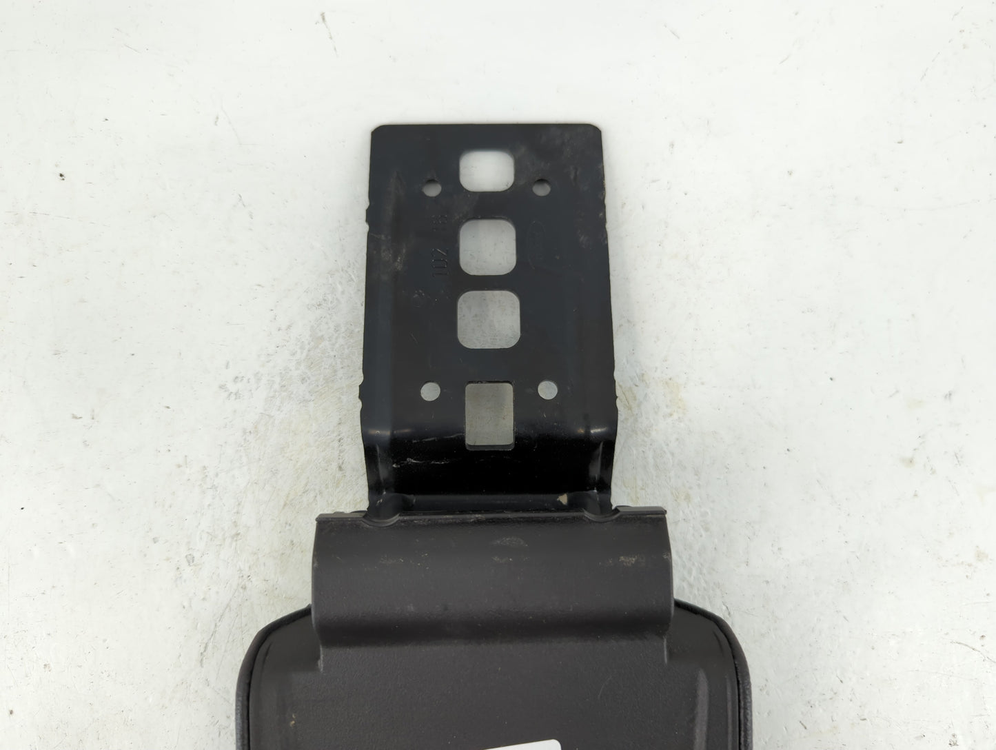 2016 Ford Fiesta Center Console Armrest Cover Lid P/N:1305766XCR Fits Fits 2008 2009 2010 2011 OEM Used Auto Parts - Oemused