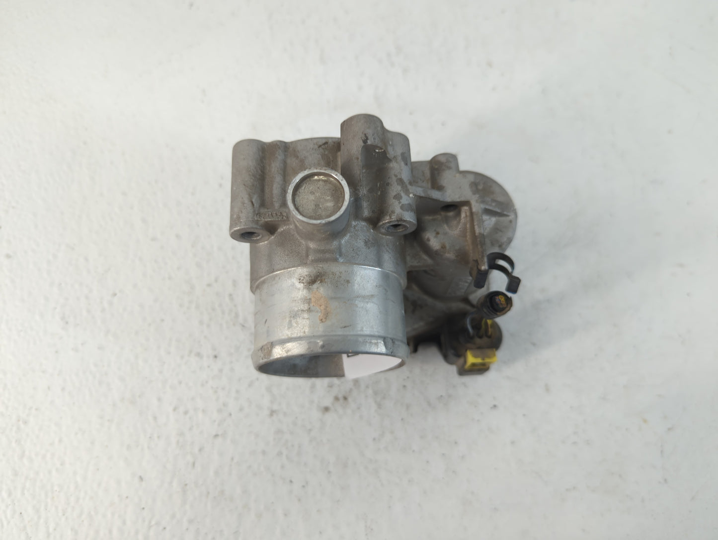 2014-2019 Ford Fiesta Throttle Body P/N:7S7G-9F991-CA Fits Fits 2013 2014 2015 2016 2017 2018 2019 OEM Used Auto Parts - Oem