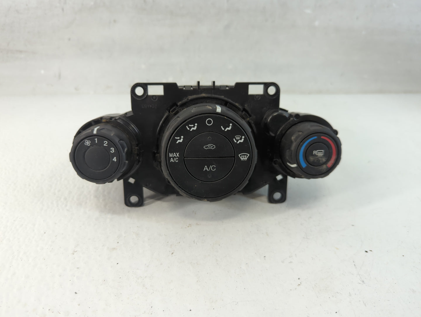 2014-2019 Ford Fiesta Climate Control Module Temperature AC/Heater Replacement P/N:D2BT 19980 AF Fits OEM Used Auto Parts - 