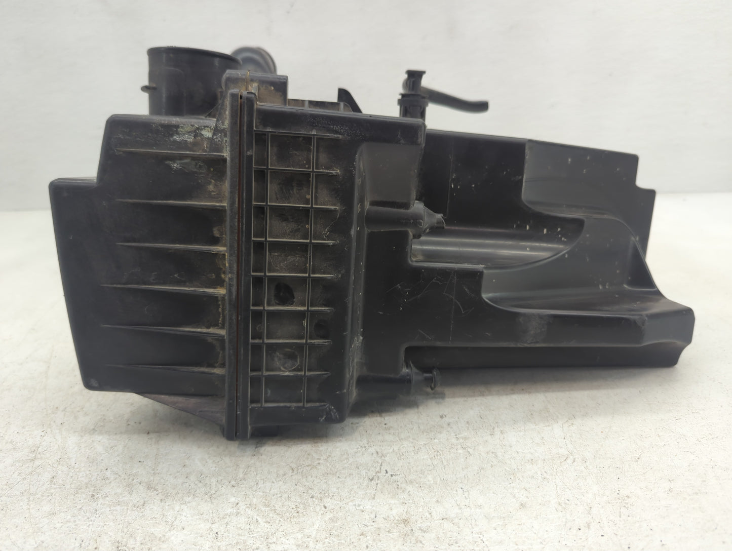 2014-2019 Ford Fiesta Air Cleaner Intake-duct Hose Tube - Oemusedautoparts1.com