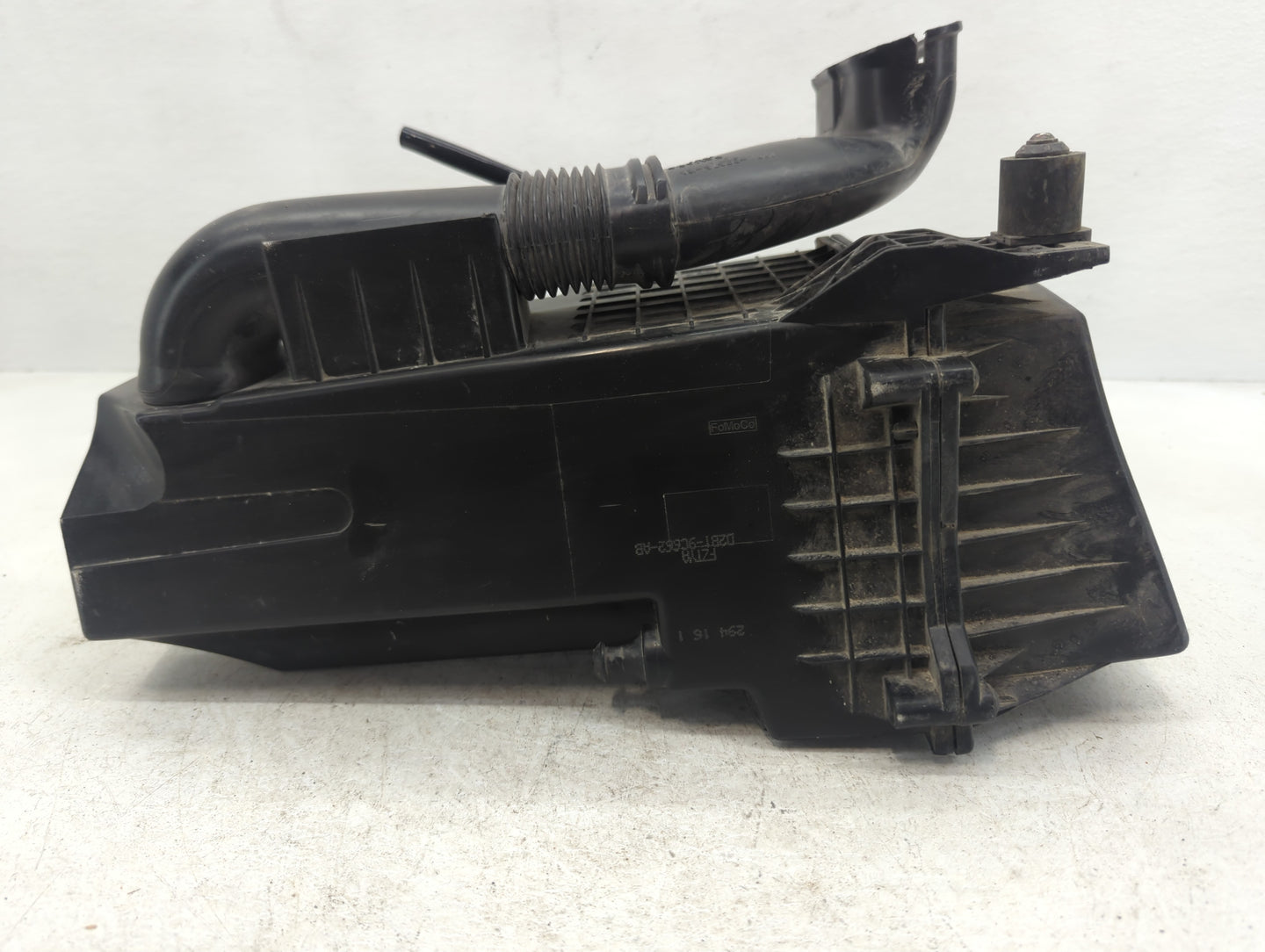 2014-2019 Ford Fiesta Air Cleaner Intake-duct Hose Tube - Oemusedautoparts1.com