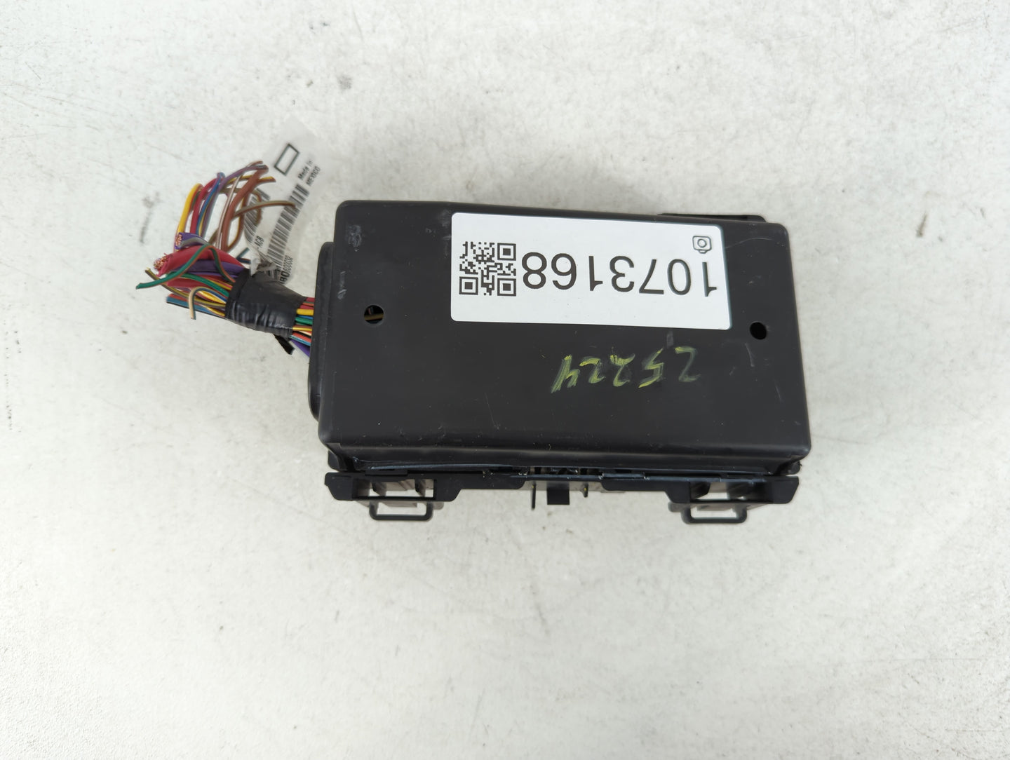 2014-2019 Ford Fiesta Fusebox Fuse Box Panel Relay Module Fits Fits 2014 2015 2016 2017 2018 2019 OEM Used Auto Parts - Oemu