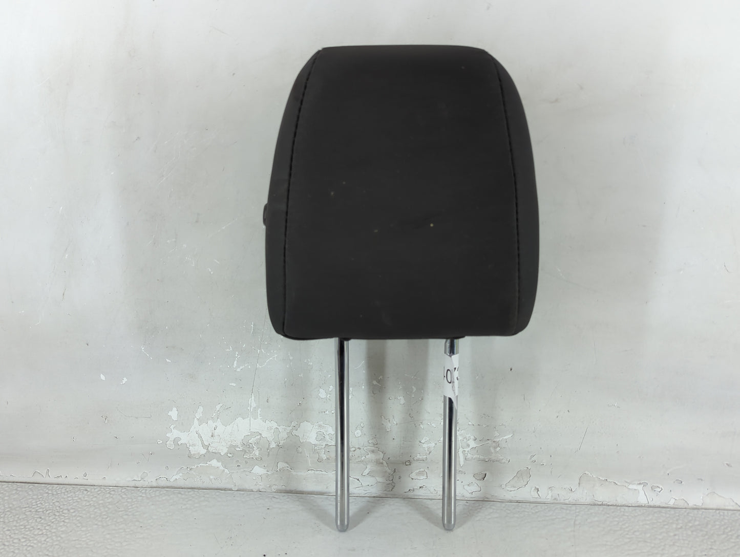 2014-2018 Ford Fiesta Headrest Head Rest Front Driver Passenger Seat Fits Fits 2014 2015 2016 2017 2018 OEM Used Auto Parts 