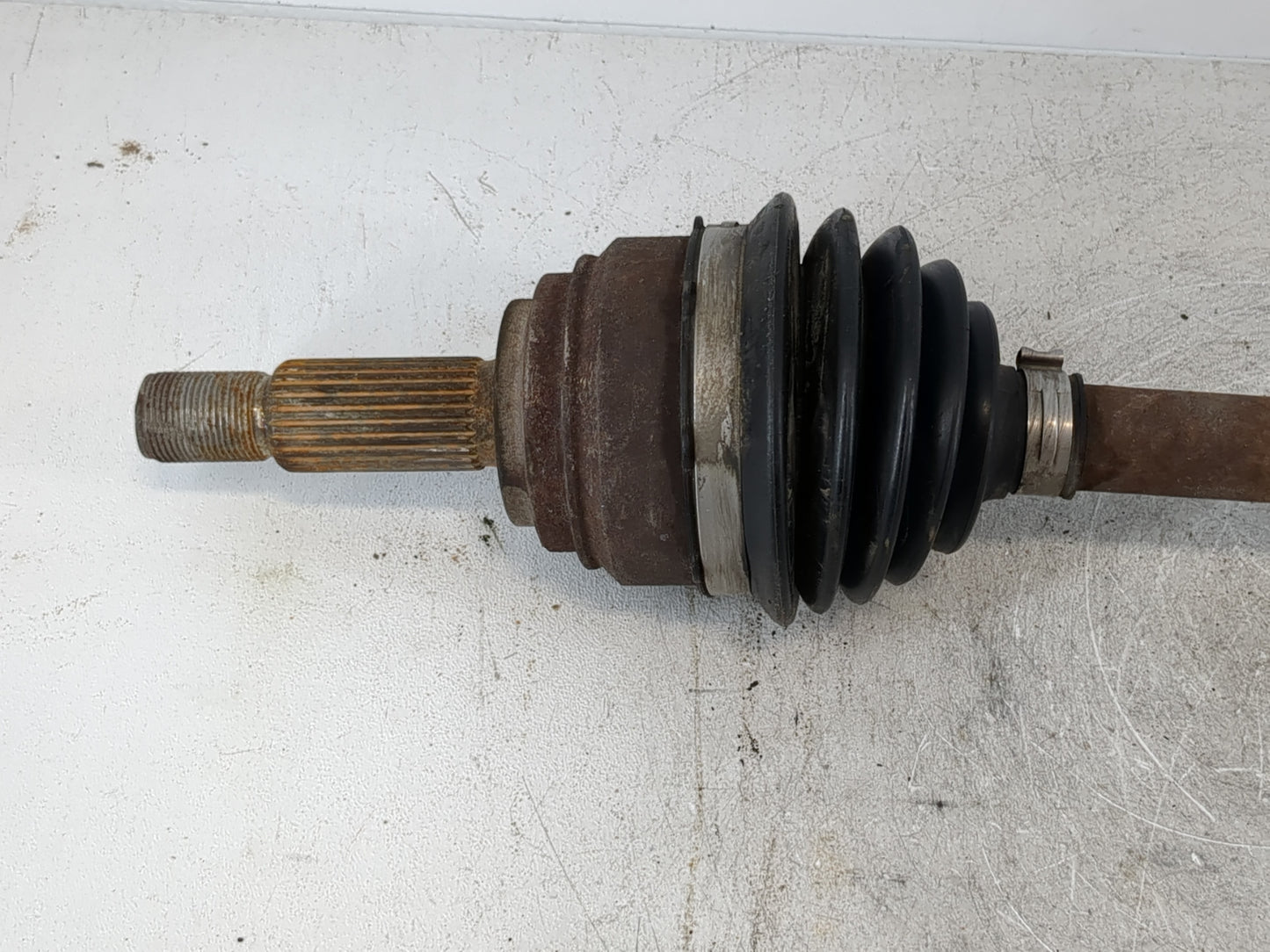 2011-2017 Ford Fiesta Axle Shaft Front Driver Cv C/v - Oemusedautoparts1.com