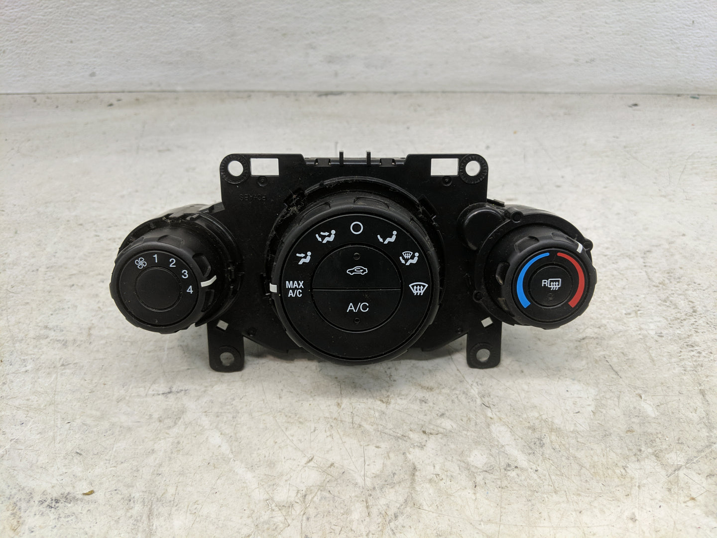 2014-2019 Ford Fiesta Climate Control Module Temperature AC/Heater Replacement Fits Fits 2014 2015 2016 2017 2018 2019 OEM U