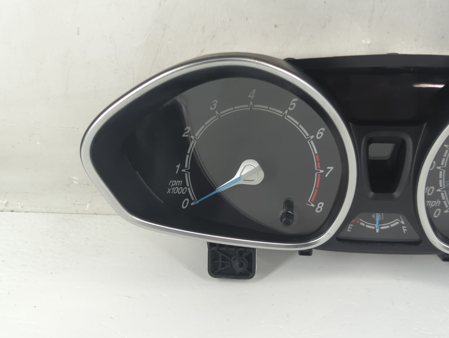 2016-2017 Ford Fiesta Instrument Cluster Speedometer Gauges Fits Fits 2016 2017 OEM Used Auto Parts - Oemusedautoparts1.com
