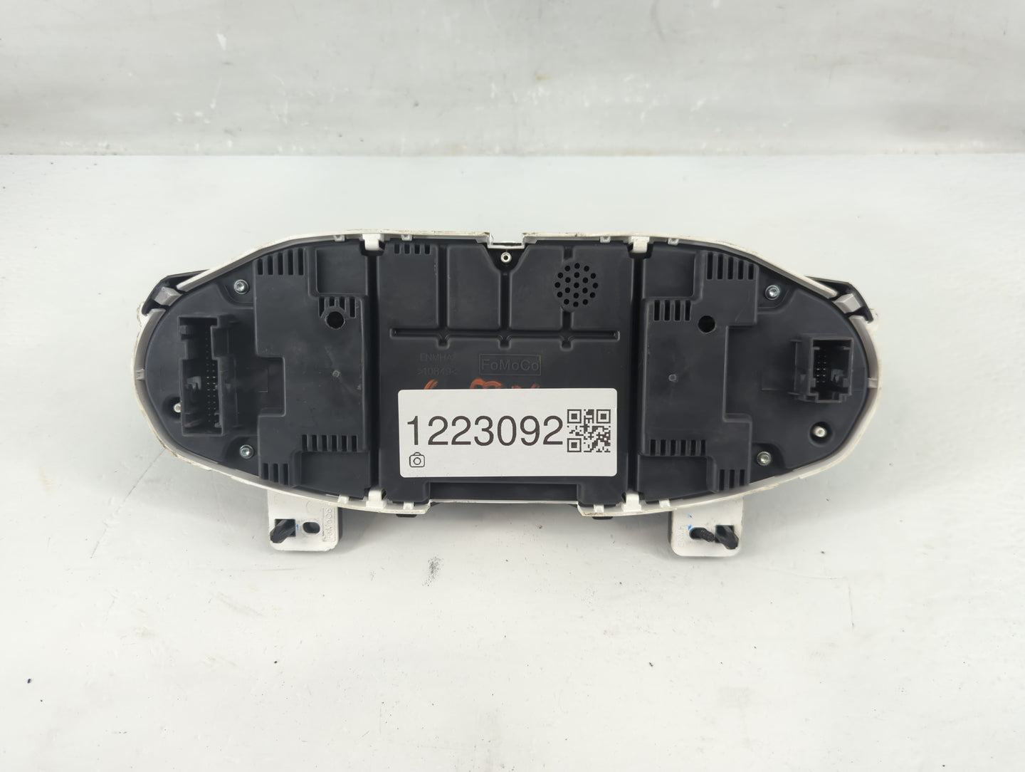2016-2017 Ford Fiesta Instrument Cluster Speedometer Gauges Fits Fits 2016 2017 OEM Used Auto Parts - Oemusedautoparts1.com