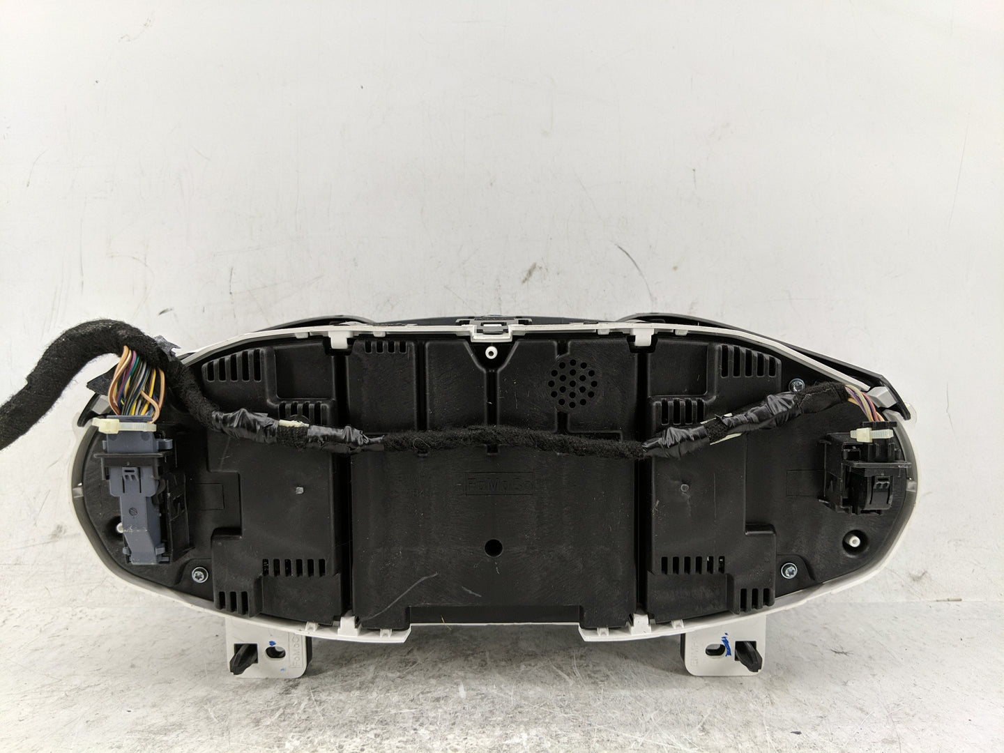 2015-2017 Ford Fiesta Instrument Cluster Speedometer Gauges P/N:D2BT-10849-EAT Fits Fits 2015 2016 2017 OEM Used Auto Parts 