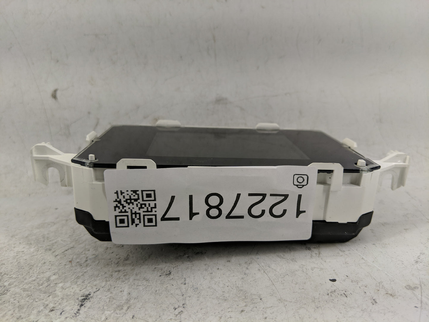 2014-2017 Ford Fiesta Information Display Screen - Oemusedautoparts1.com