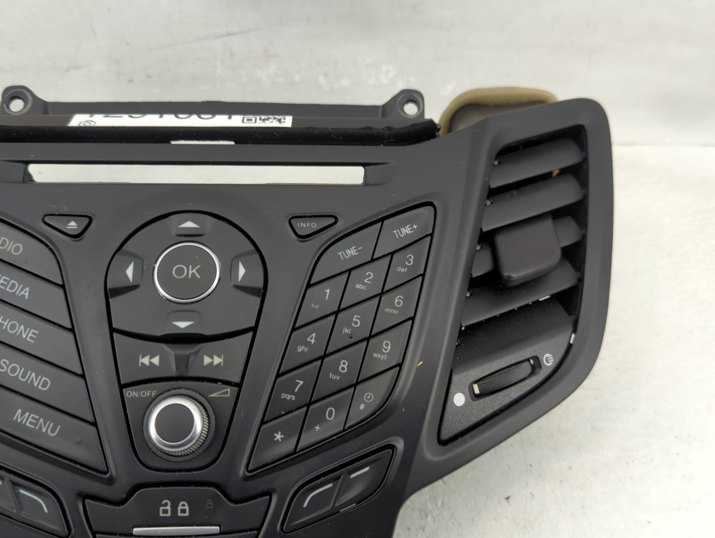 2015-2019 Ford Fiesta Radio Control Panel 1291061 - Oemusedautoparts1.com