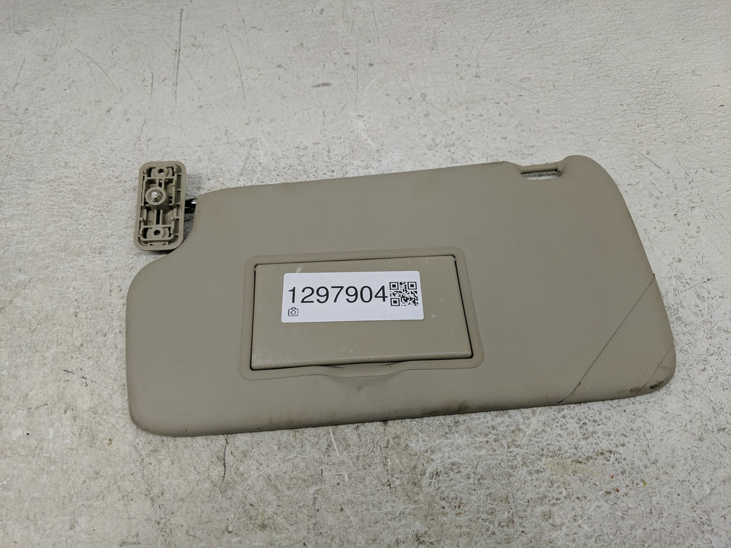 2011-2019 Ford Fiesta Sun Visor Shade Replacement Driver Left Mirror Fits Fits 2011 2012 2013 2014 2015 2016 2017 2018 2019 