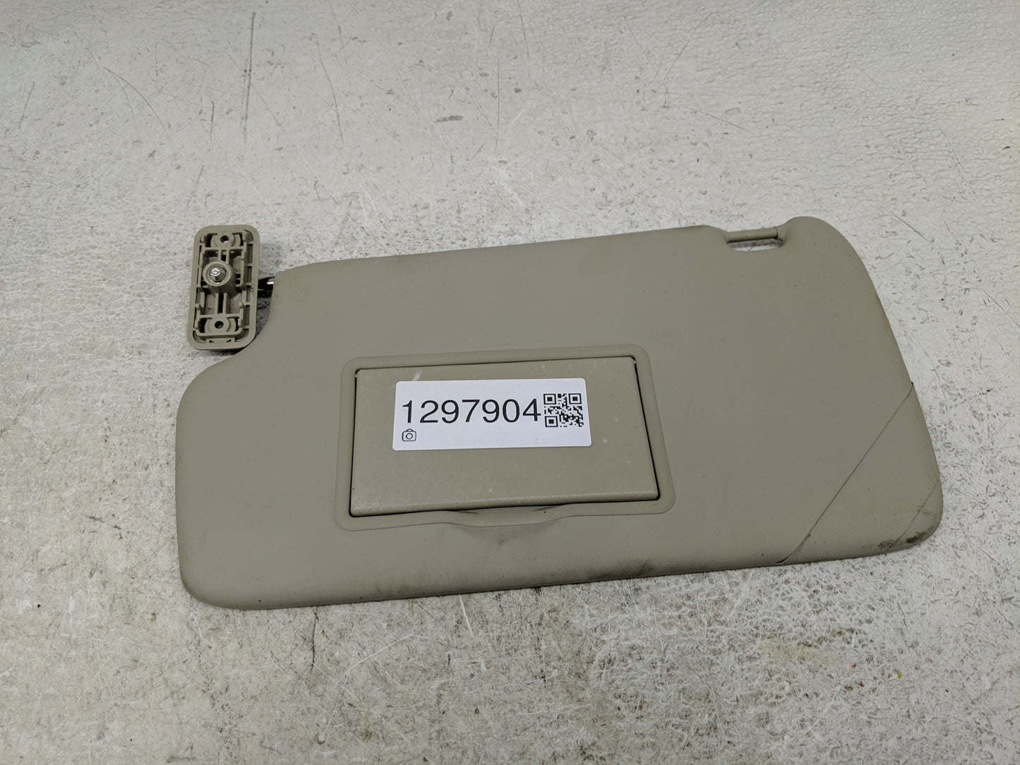 2011-2019 Ford Fiesta Sun Visor Shade Replacement Driver Left Mirror Fits Fits 2011 2012 2013 2014 2015 2016 2017 2018 2019 