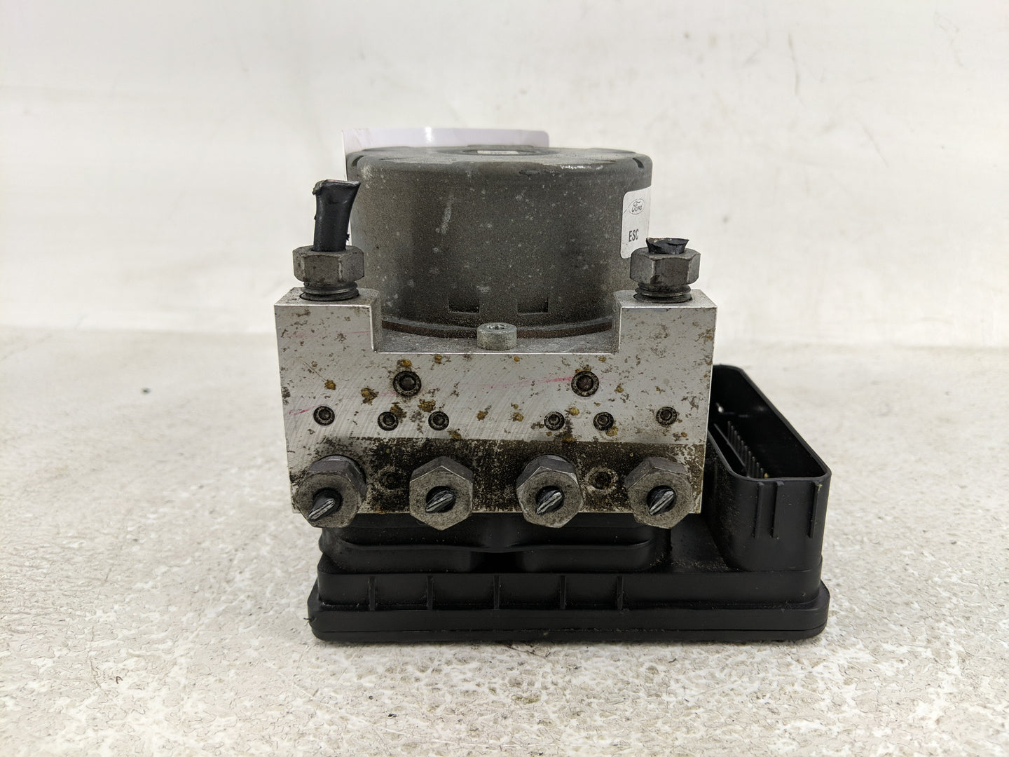 2014-2019 Ford Fiesta ABS Pump Control Module Replacement P/N:D2BC-2C405-FA Fits Fits 2014 2015 2016 2017 2018 2019 OEM Used