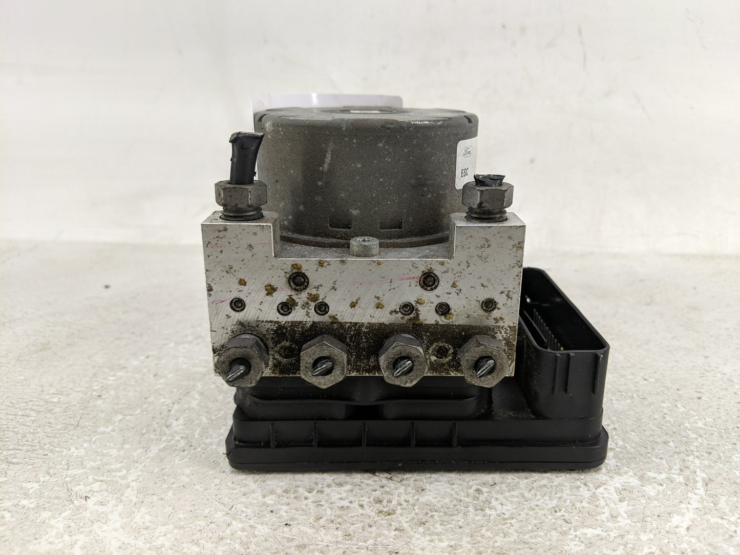 2014-2019 Ford Fiesta ABS Pump Control Module Replacement P/N:D2BC-2C405-FA Fits Fits 2014 2015 2016 2017 2018 2019 OEM Used