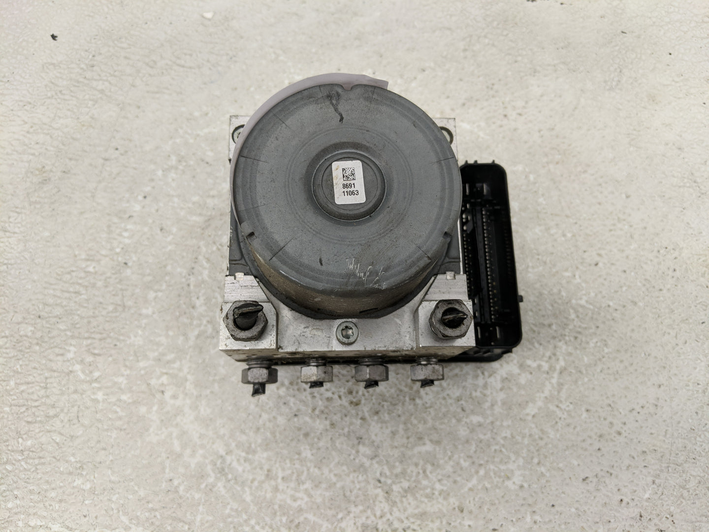 2014-2019 Ford Fiesta ABS Pump Control Module Replacement P/N:D2BC-2C405-FA Fits Fits 2014 2015 2016 2017 2018 2019 OEM Used