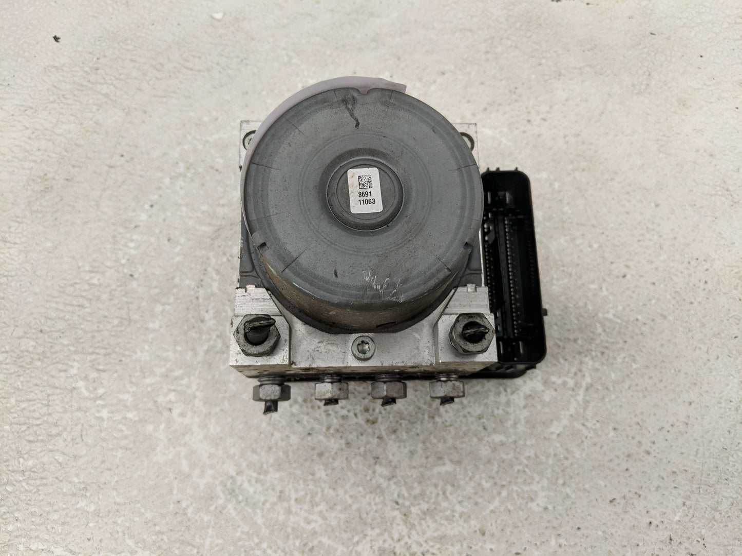 2014-2019 Ford Fiesta ABS Pump Control Module Replacement P/N:D2BC-2C405-FA Fits Fits 2014 2015 2016 2017 2018 2019 OEM Used