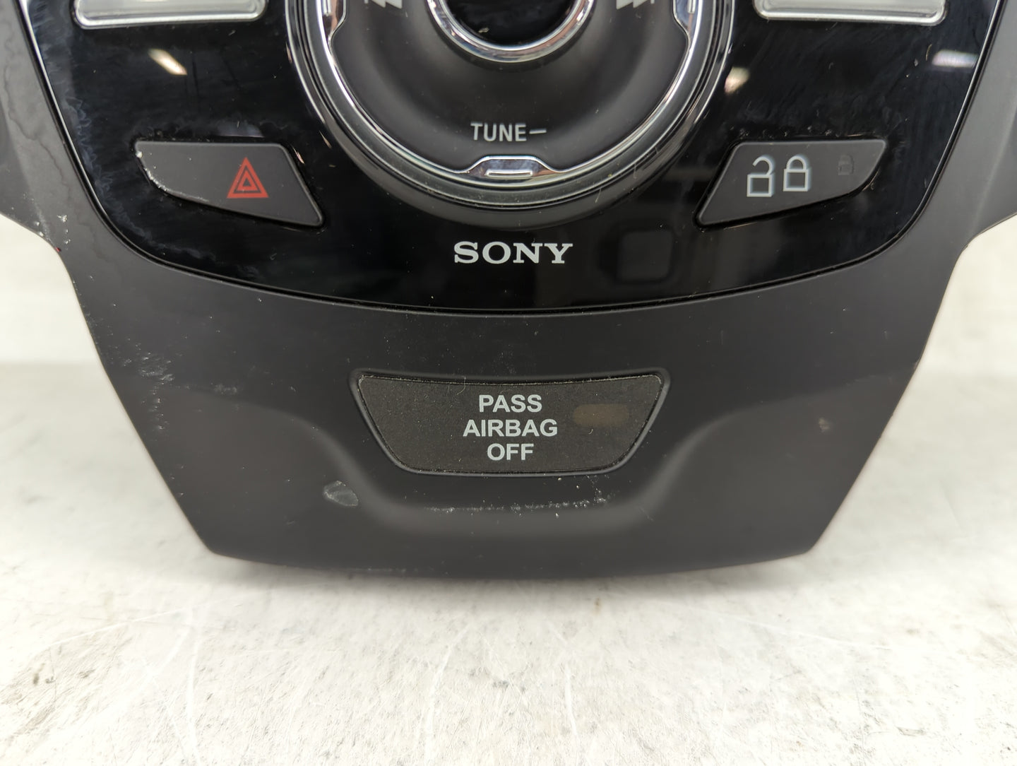 2016 Ford Fiesta Radio AM FM Cd Player Receiver Replacement P/N:D2BB-18A802-G Fits OEM Used Auto Parts - Oemusedautoparts1.c
