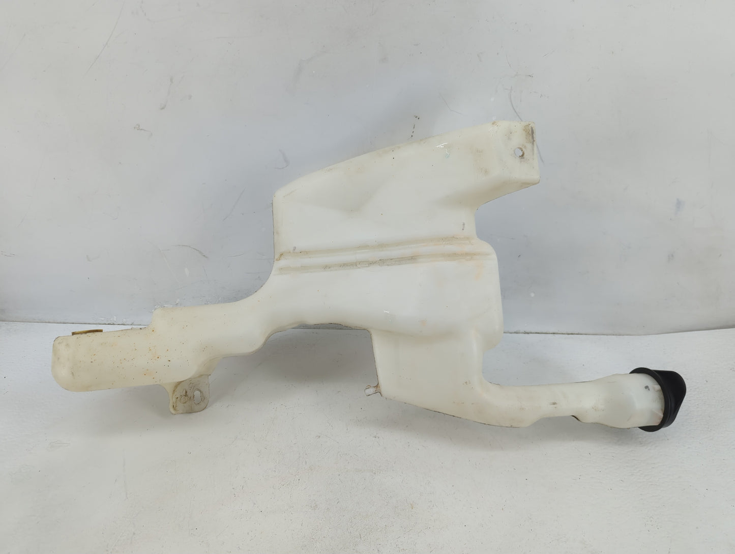 2011-2019 Ford Fiesta Windshield Washer Fluid Reservoir Bottle Oem - Oemusedautoparts1.com