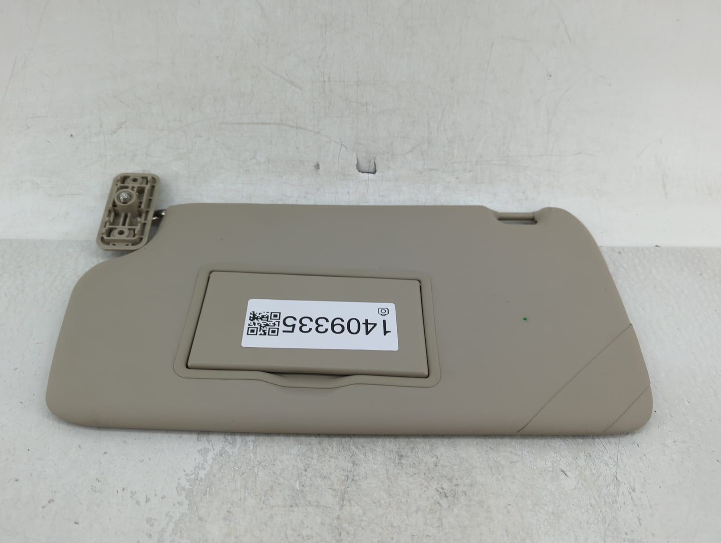 2011-2019 Ford Fiesta Sun Visor Shade Replacement Driver Left Mirror Fits Fits 2011 2012 2013 2014 2015 2016 2017 2018 2019 