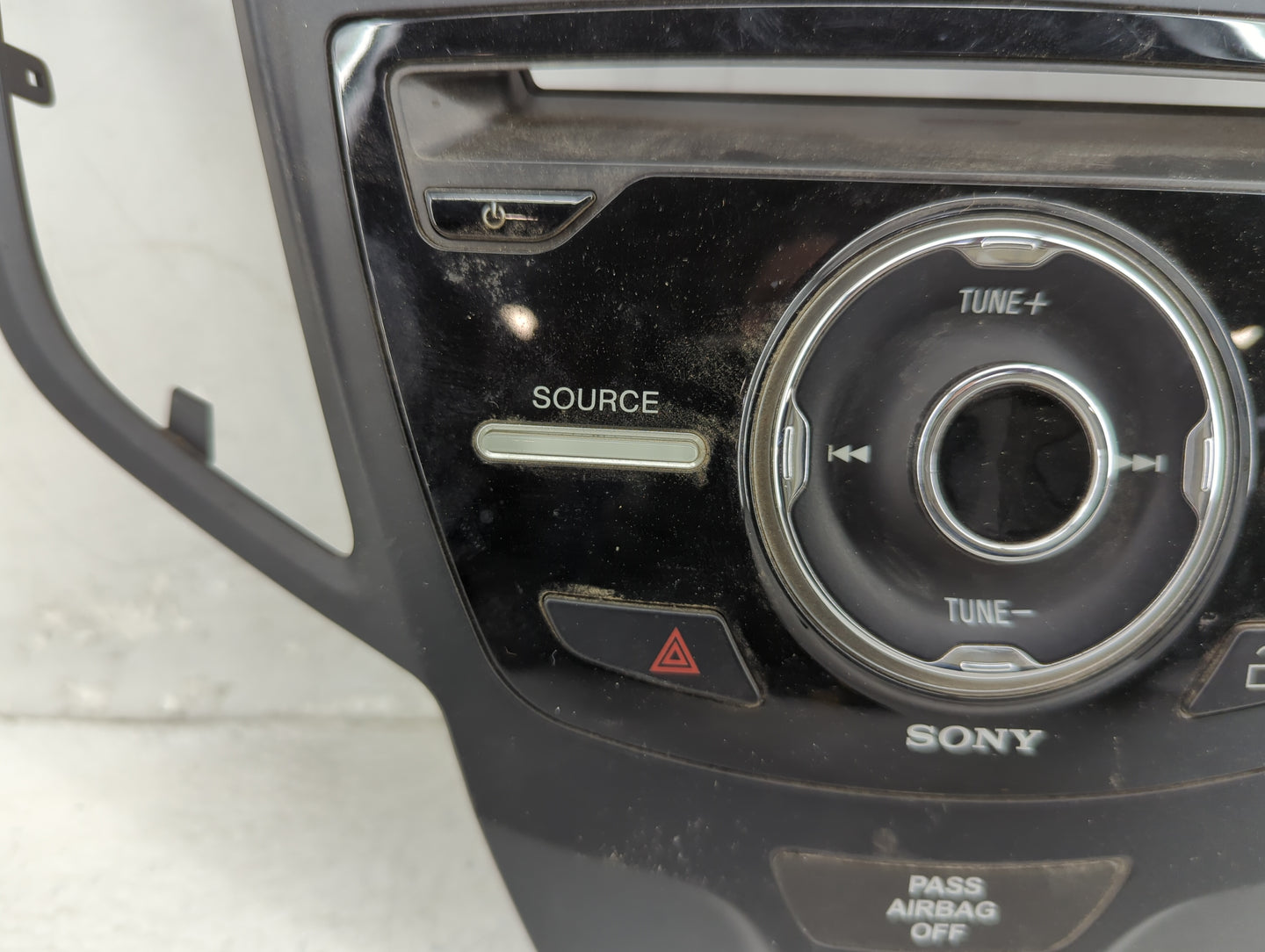 2014-2019 Ford Fiesta Radio AM FM Cd Player Receiver Replacement P/N:D2BB-18A802-G Fits Fits 2014 2015 2016 2017 2018 2019 O