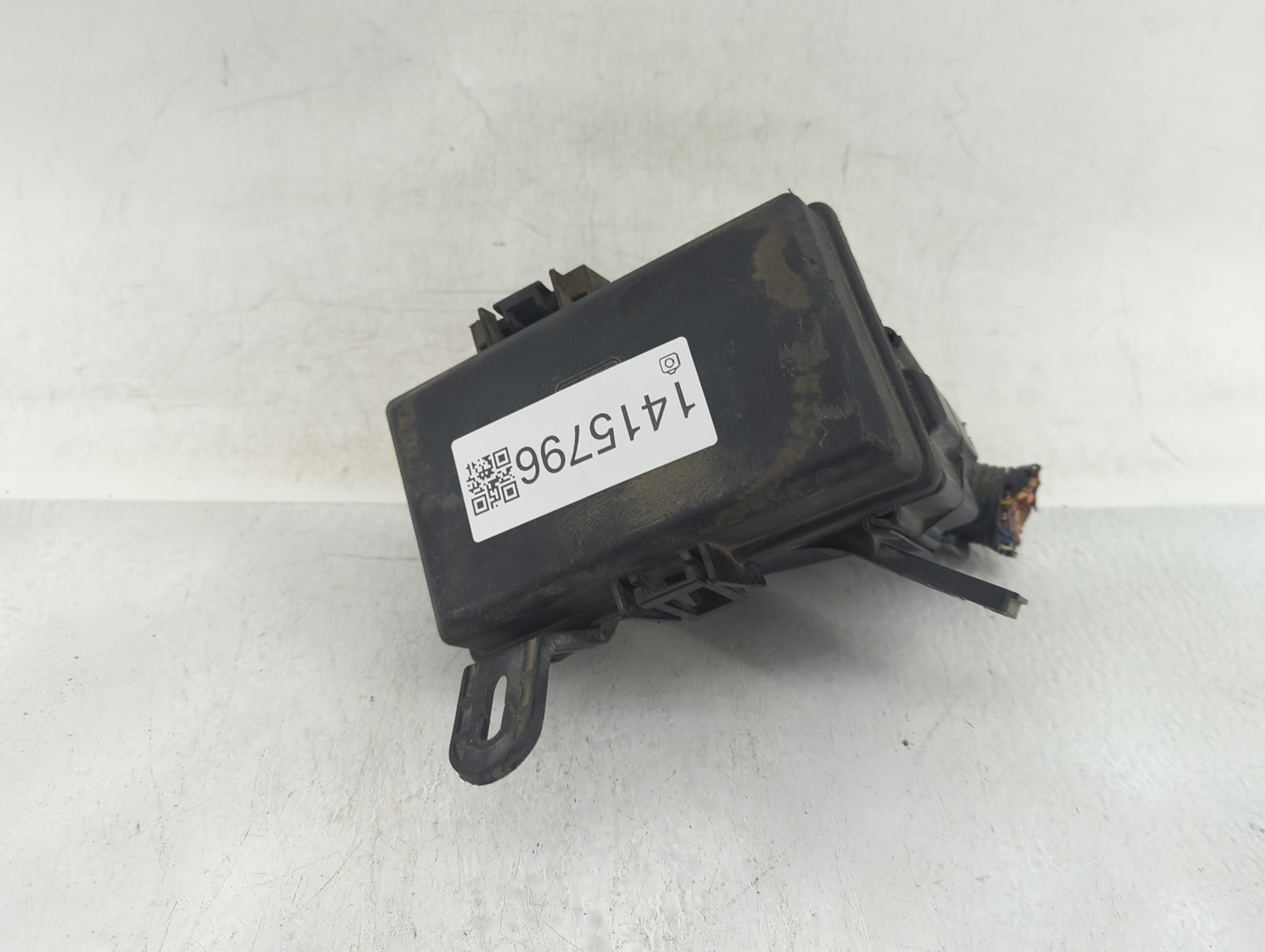 2014-2019 Ford Fiesta Fusebox Fuse Box Panel Relay Module Fits Fits 2014 2015 2016 2017 2018 2019 OEM Used Auto Parts - Oemu
