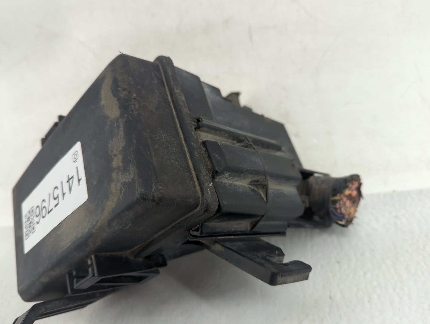 2014-2019 Ford Fiesta Fusebox Fuse Box Panel Relay Module Fits Fits 2014 2015 2016 2017 2018 2019 OEM Used Auto Parts - Oemu